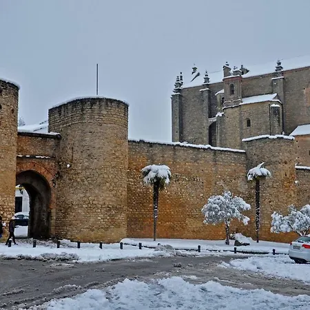 Tu Hogar En Ronda, La Ciudad Sonada *
