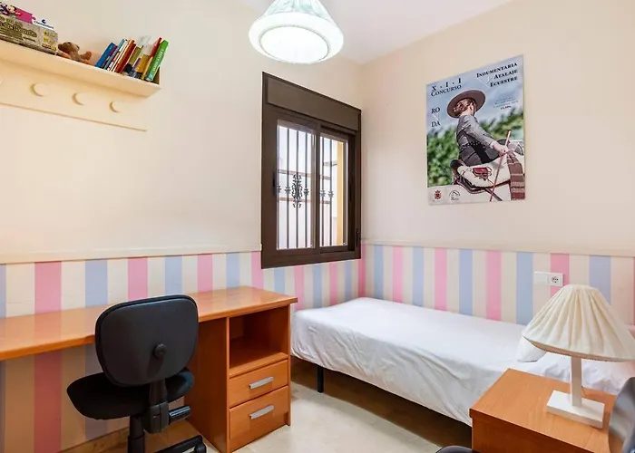 Tu Hogar En Ronda, La Ciudad Sonada