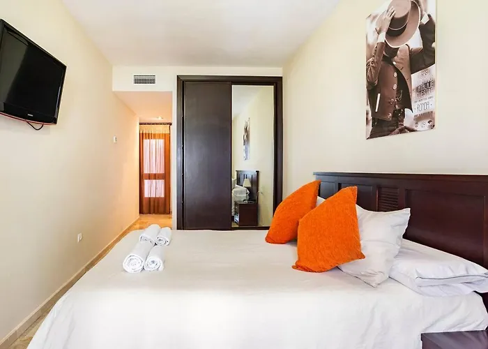 Tu Hogar En Ronda, La Ciudad Sonada