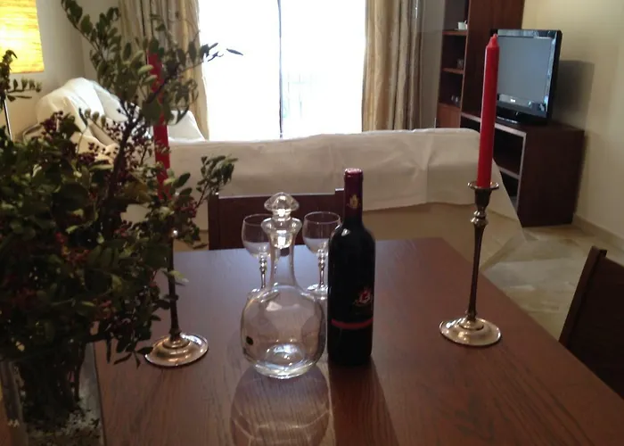 Tu Hogar En Ronda, La Ciudad Sonada