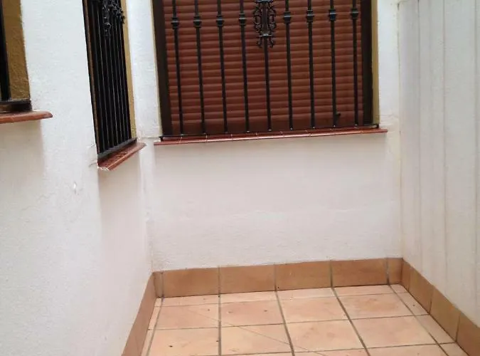 Tu Hogar En Ronda, La Ciudad Sonada דירה