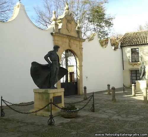 Tu Hogar En Ronda, La Ciudad Sonada רונדה