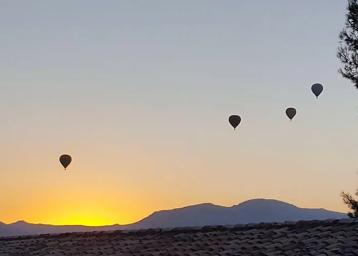 Tu Hogar En Ronda, La Ciudad Sonada